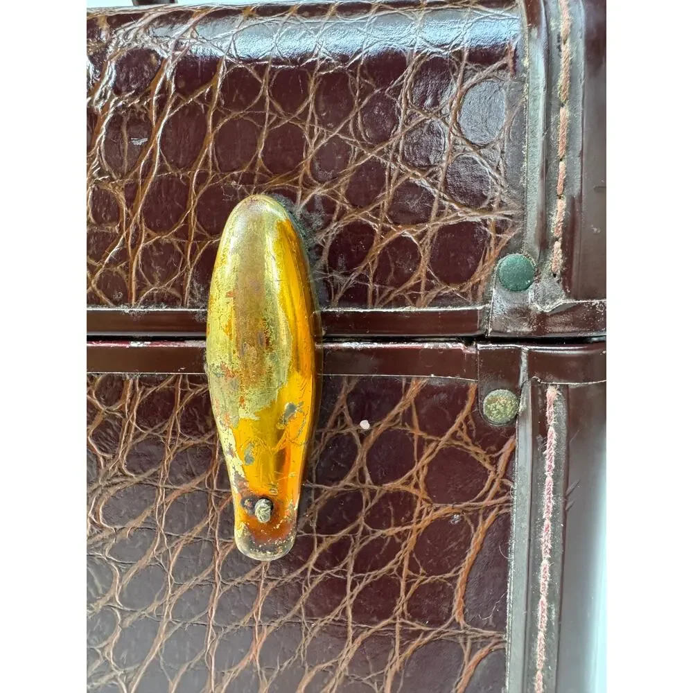 Vintage Samsonite Faux Alligator Train Case Vanity Luggage Shwayder Bros